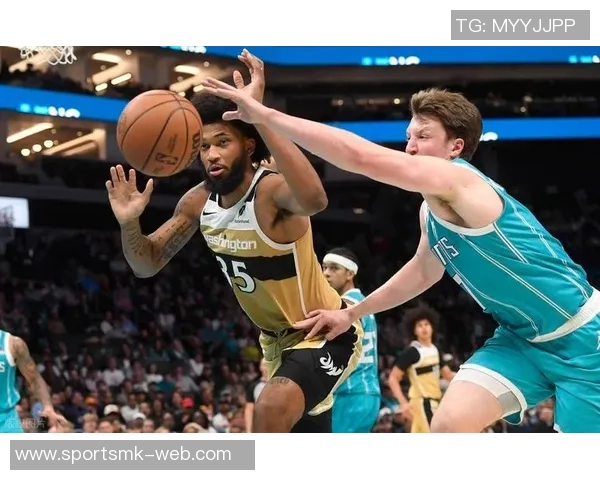 迪亚巴特半场表现惊艳5中5砍下10分13板创生涯新高16个篮板